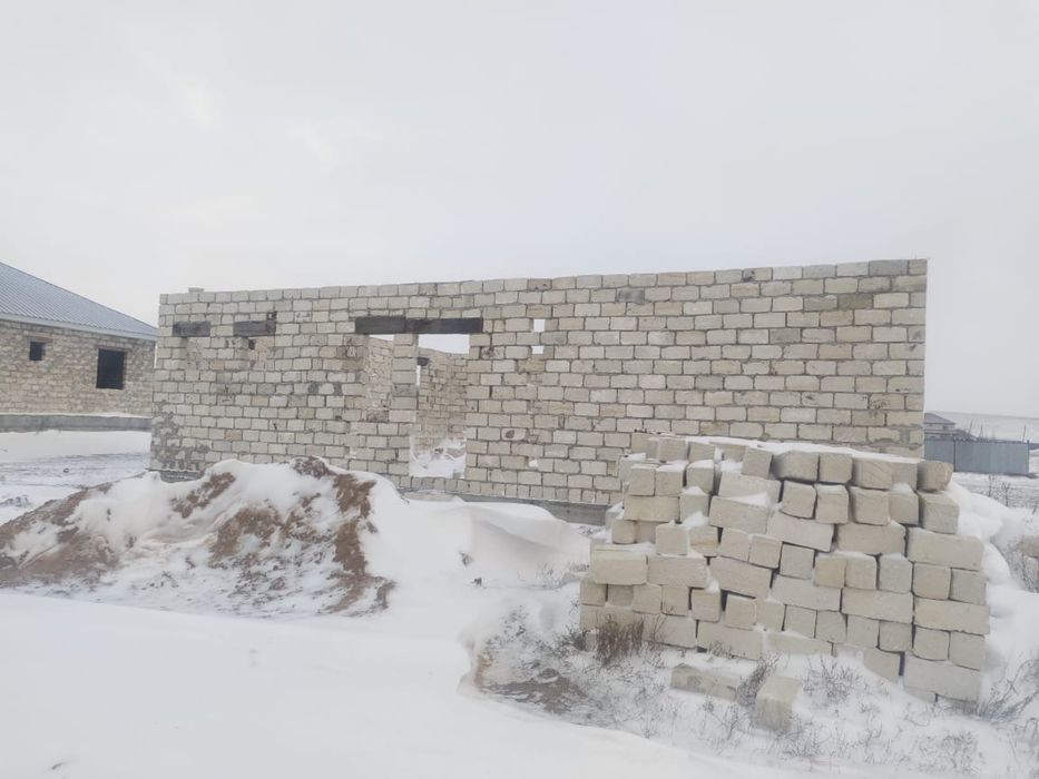 Құршасайдан черновой үй  сатылады.