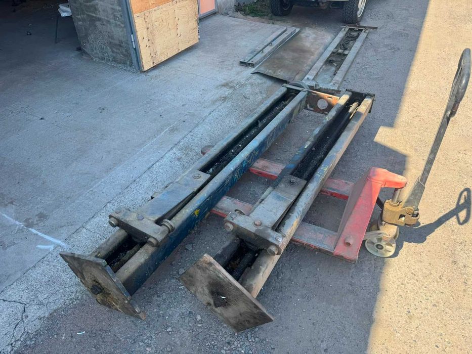 автомобильный подъемник