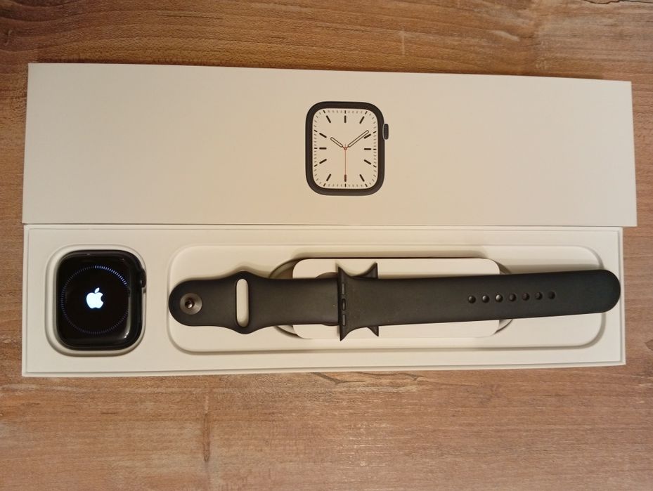 Apple Watch 7 series 45mm