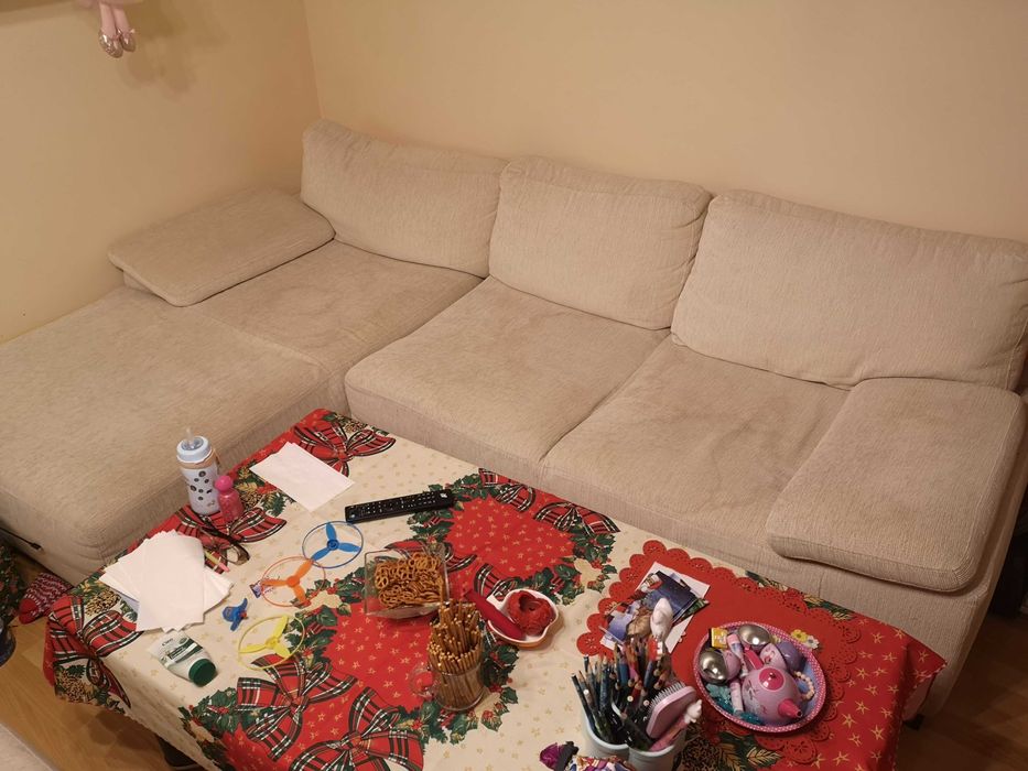 Продавам ъглов диван
