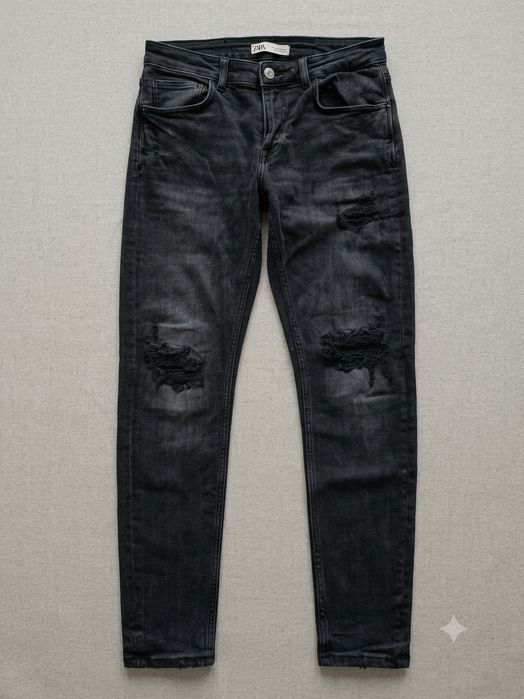Vand blugi Zara barbati