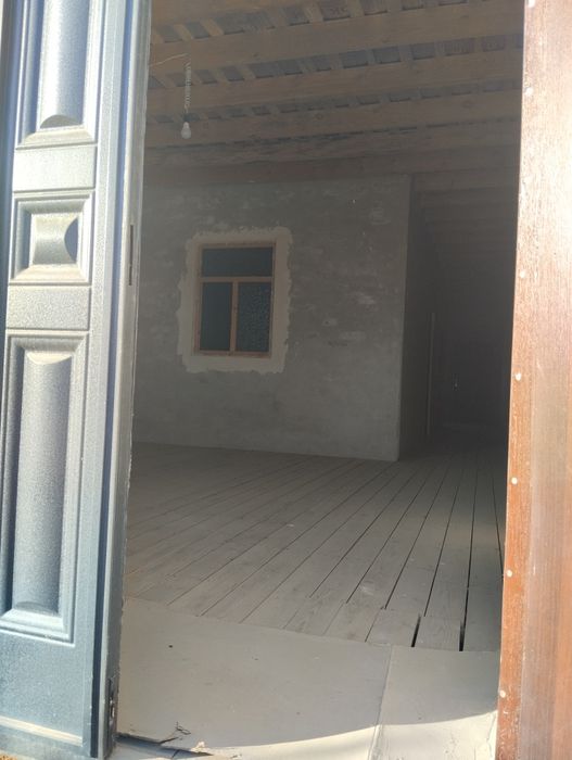 Срочний Ярим план жой 220кв.метр сотилади.