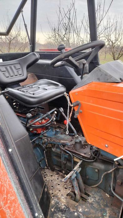 Tractor Universal U445 DTC