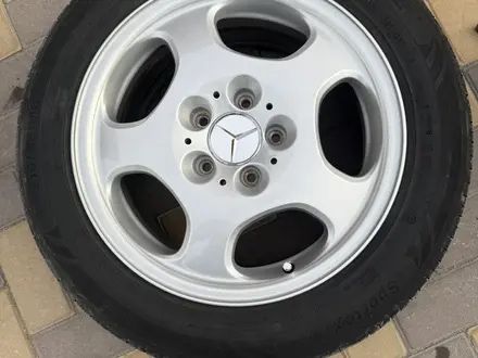 Мерс 210 диски р16 авангард обмен на р17