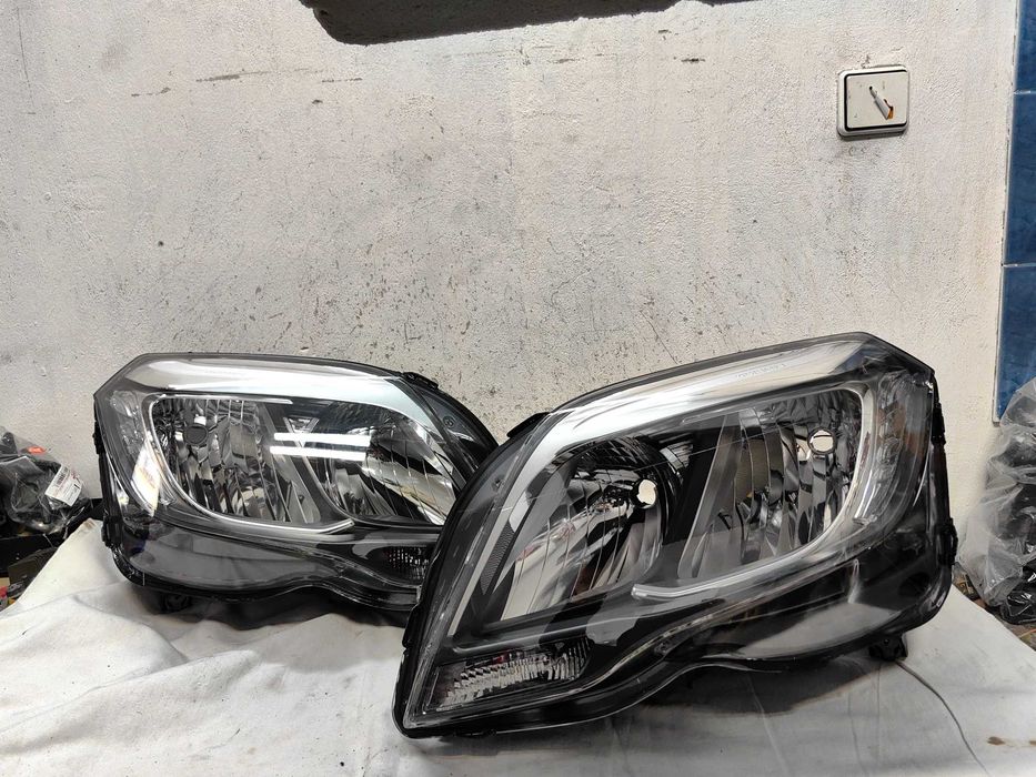 Оригинални фарове Мерцедес ГЛК  Mercedes GLK Feis