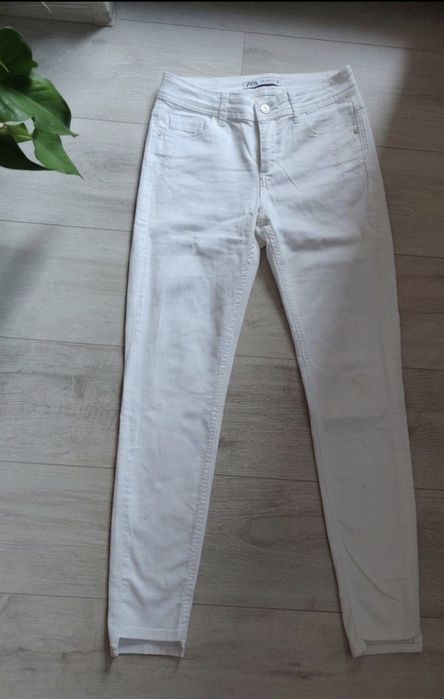 Бели дънки Zara slim fit