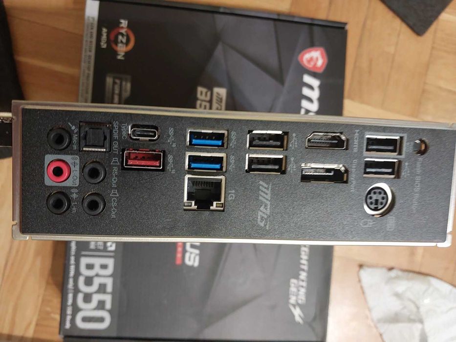 AMD Ryzen 5 5600X + MSI B550 Gaming Plus