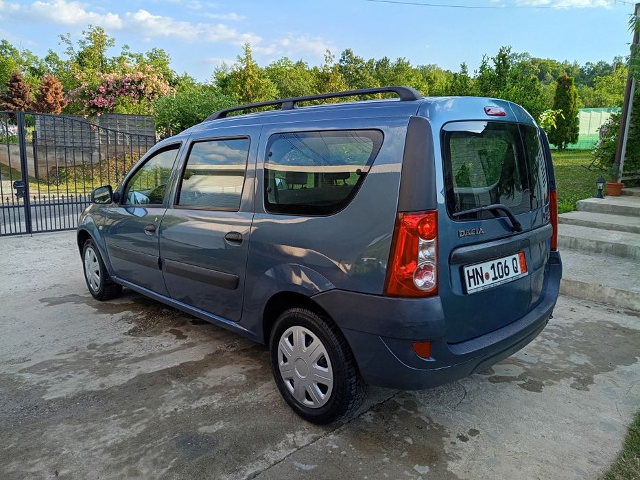 Dacia Logan MCV Laureate 1.6 Mpi 90cp 7 locuri