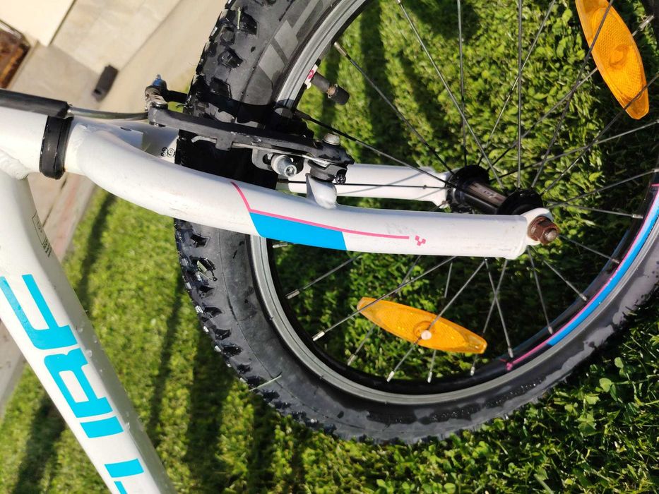 Bicicleta ușoară copii Cube Race 200