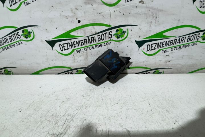 Releu ventilator 3M5T-2504 A Ford Focus a 2-a generatie