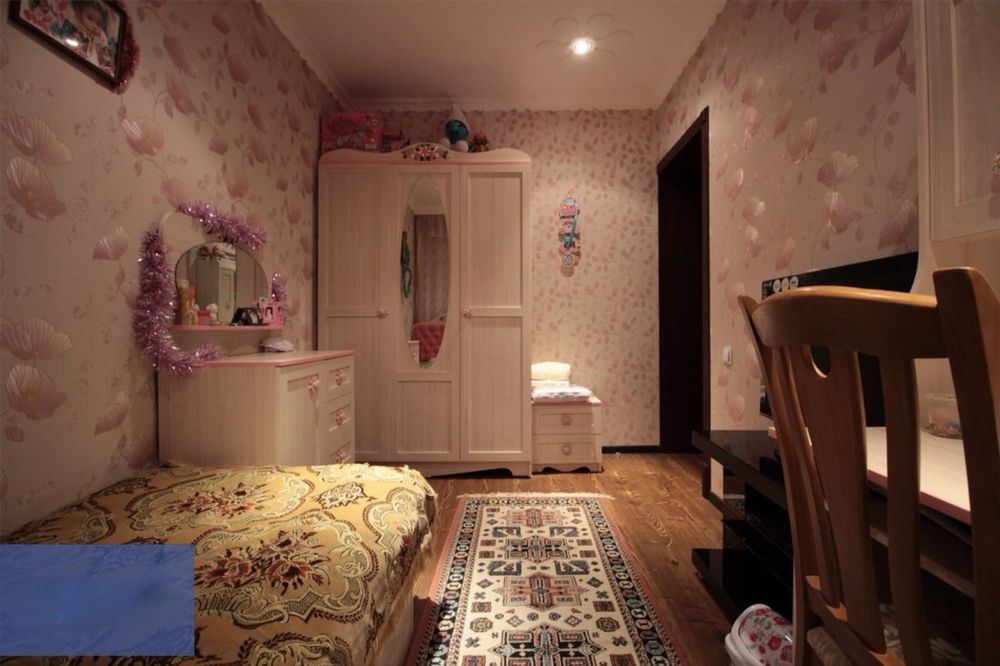 Срочно продаётся 77 серия 3х комнатни квартиры