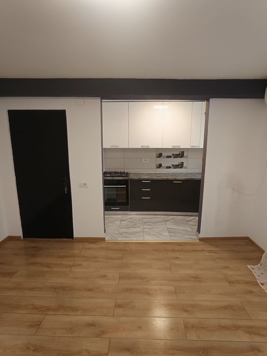 Apartament 3 camere etaj 2 renovat total urgent!