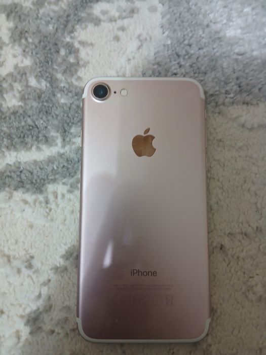 iPhone 7 идеаллл