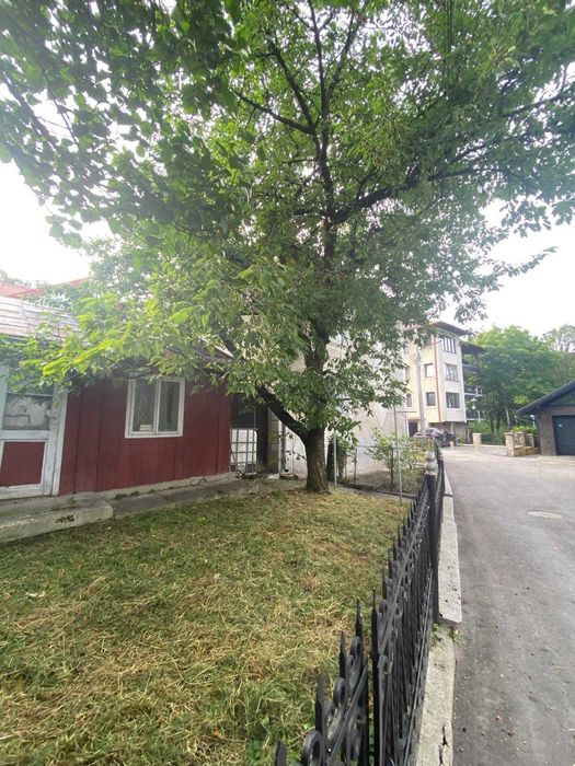 Vila ultracentrala, zona MC DONALDS, 6 camere, 4 ari teren