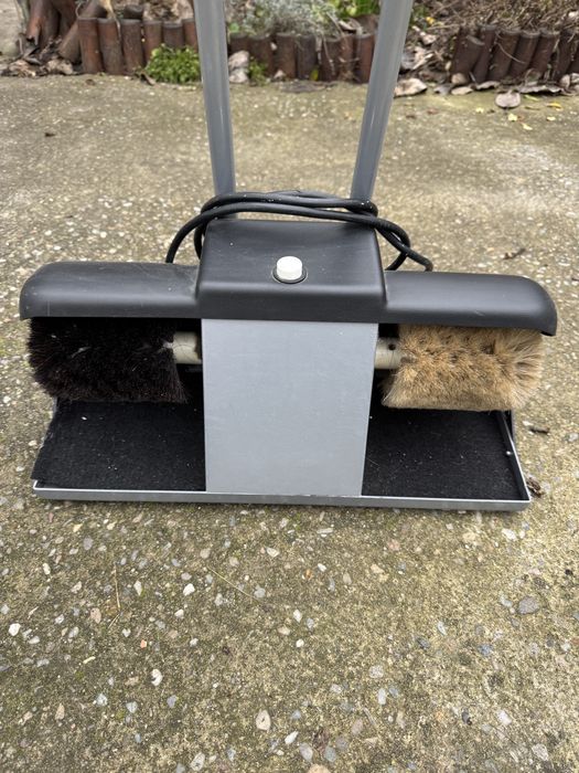 Mașină profesională electrică de lustruit pantofi Metalcarrelli (Italia), 120W