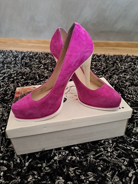 Цикламени обувки на ток Pink