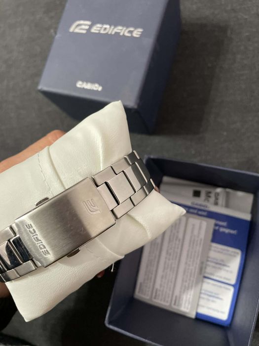 Мъжки часовникCasio edifice