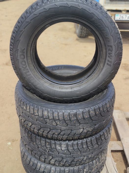 Шины зимние с шипами HANKOOK