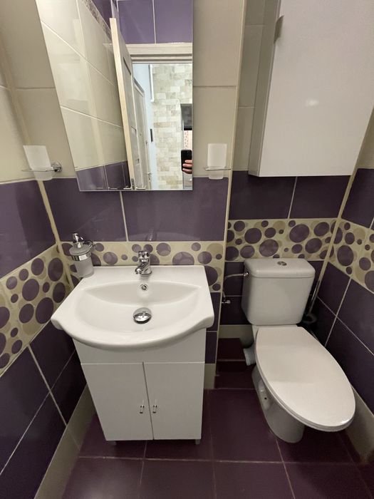 Apartament cu 3 camere, spatios, renovat modern, de inchiriat