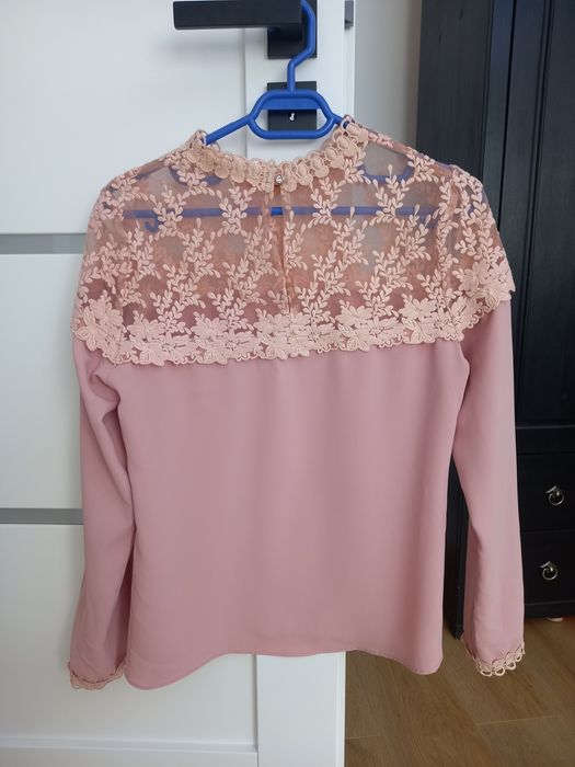 Vand bluza eleganta noua