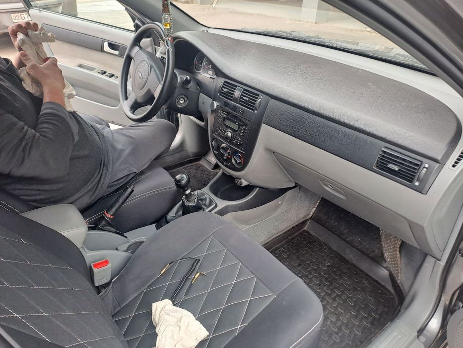 Avto Jentra narx :10500 $ kraska toza kelishamiz  holati id