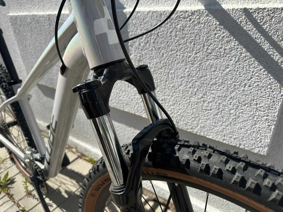 Bicicleta CUBE AIM SL 2022