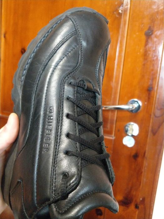 Tommy Hilfiger 42нм. 27,5см.