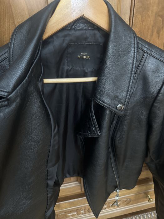 Късо кожено яке на Twinset