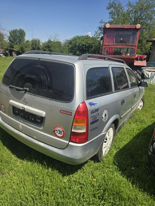 Dezmembrez Opel Astra G