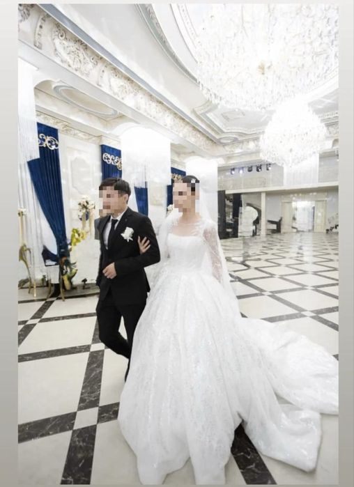 Той көйлегі ,  размерін 42 ден 46 ға дейін регулировать можно