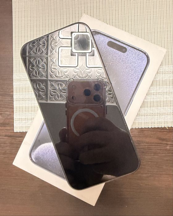 iPhone 15 Pro 128 GB Blue Titanium