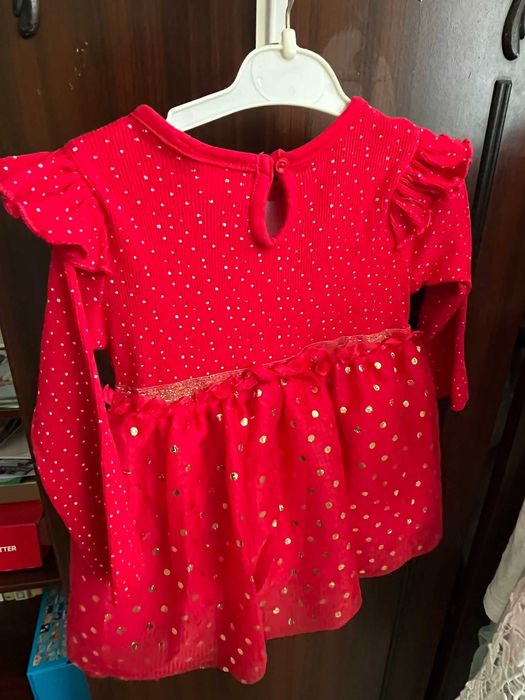 Коледна рокля за 6-9 месеца и бонус подарък