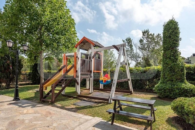 Продава се Двустаен апартамент в к.к. Златни пясъци - 77 кв.м за 975 €/кв.м - Снимка #10