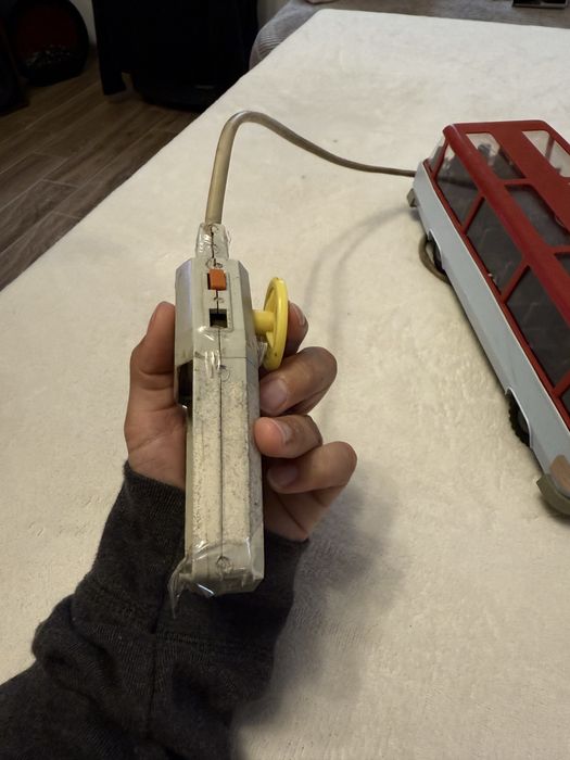 Стар Автобус с жица играчка