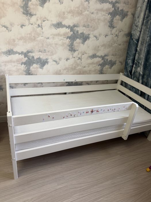 Продам Детские кроватки