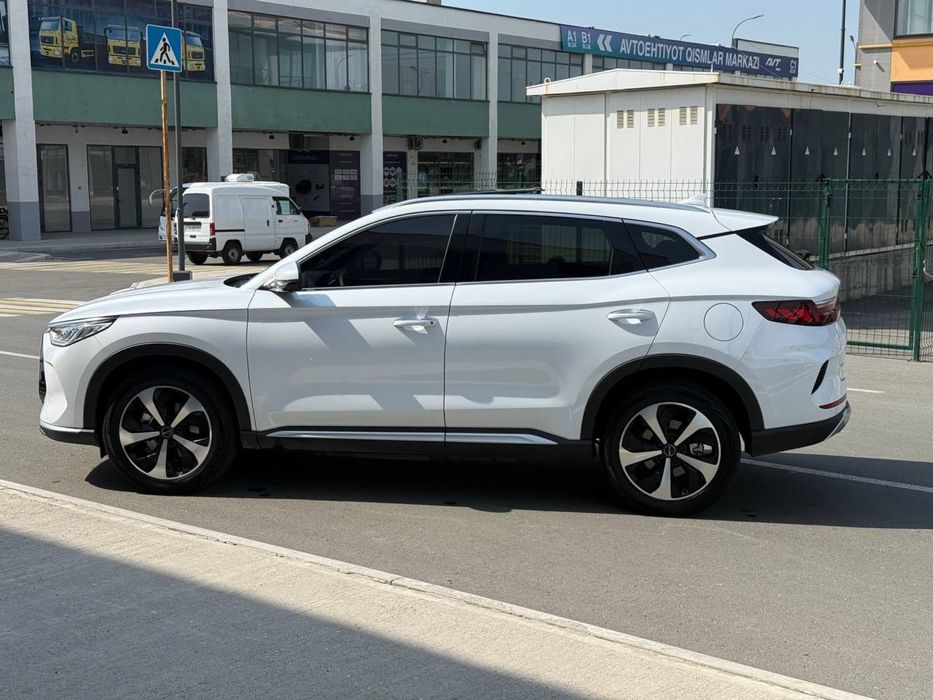 BYD Song Plus DM-i Champion 2023 — 5