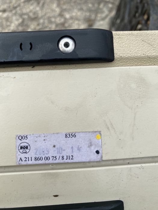 Бежова щора за Мерцедес Е класа W211 комби