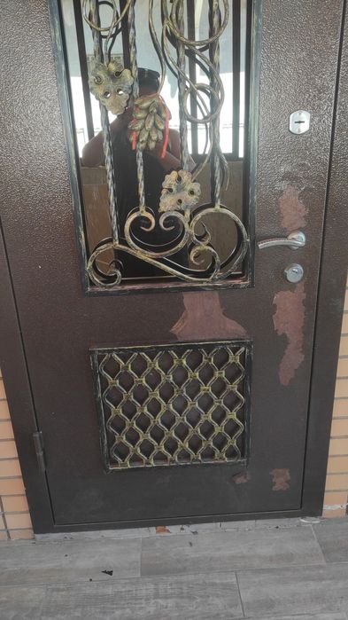 Замена замков.дверных ручек.уплотнителя дверей