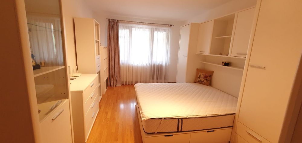 Închiriez apartament 3 camere sector 2 Vatra Luminoasa