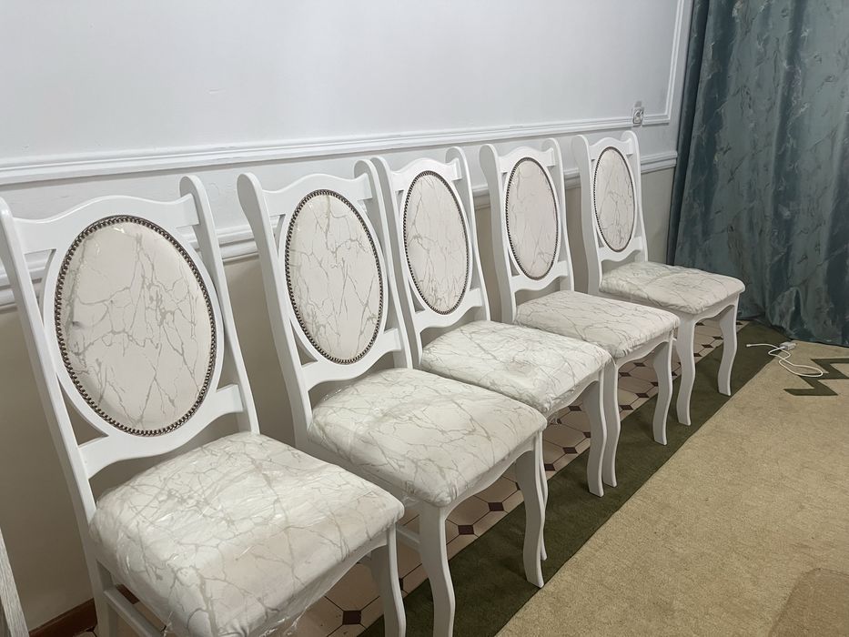 стол стулияларымен сатылады срочна