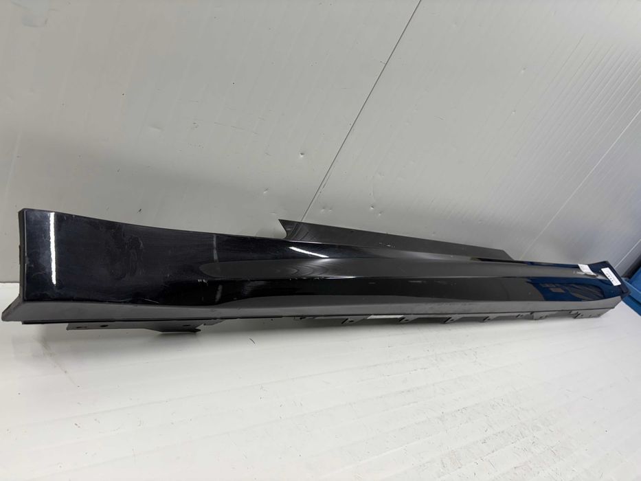 Ляв праг БМВ М4 Ф82 Ф83 BMW F82 F83 Десен праг БМВ М4 Ф82 Ф83 BMW F82