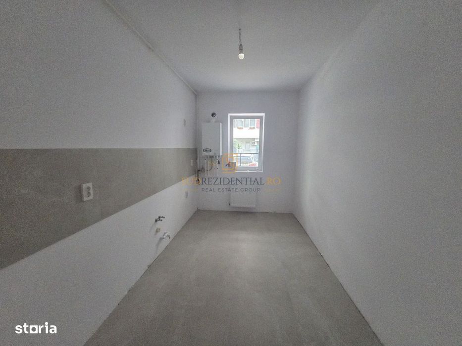Apartament 3 camere cu curte proprie, aproape de metrou Berceni