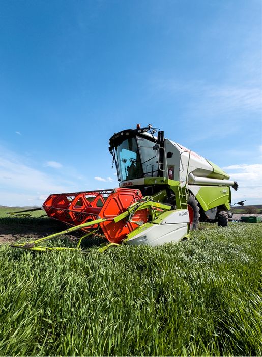 Combina CLAAS TUCANO 440 (2014)