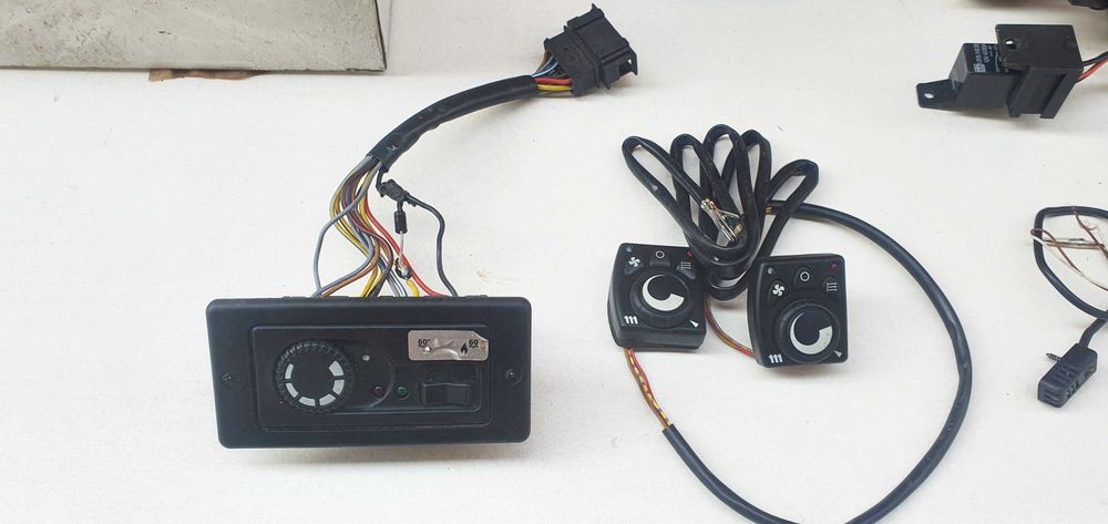 Sirocou - Webasto - Eberspacher Hydronic  D2 12V  din autorulota VW T4