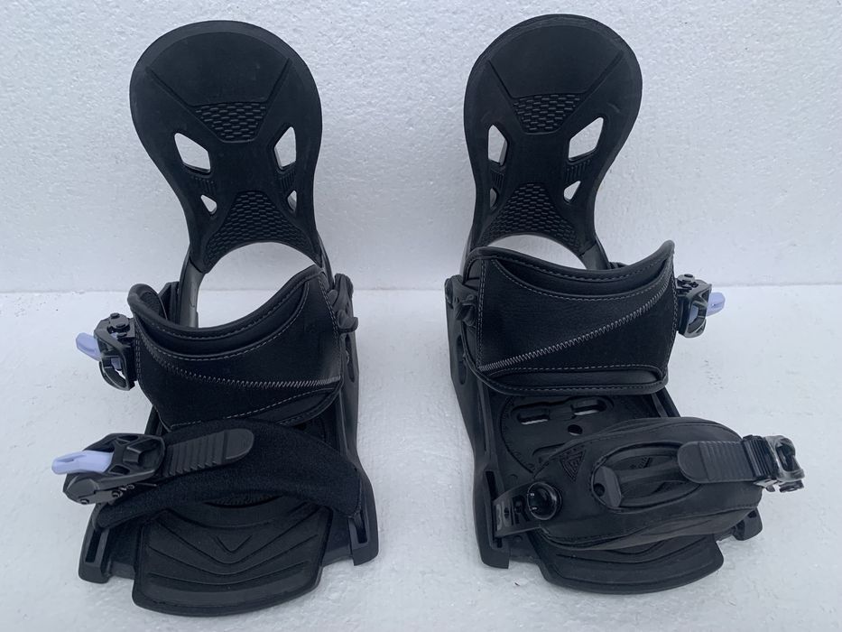 Legaturi snowboard  Head nr M-L, noi