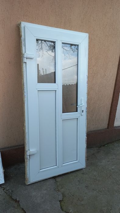 Usa termopan si geam