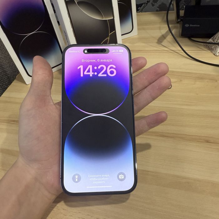 Продам айфон 14 про