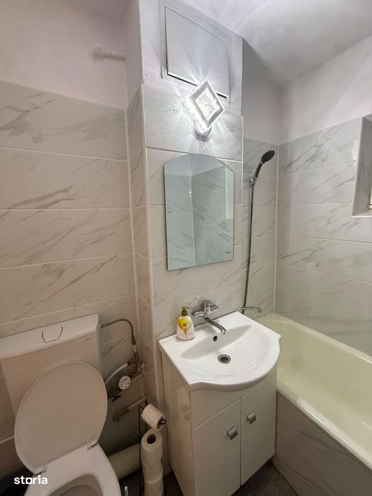 Apartament 2 camere Rovine