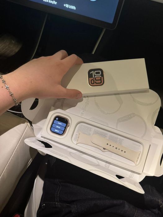 Apple Watch 10 42 mm 100% акб