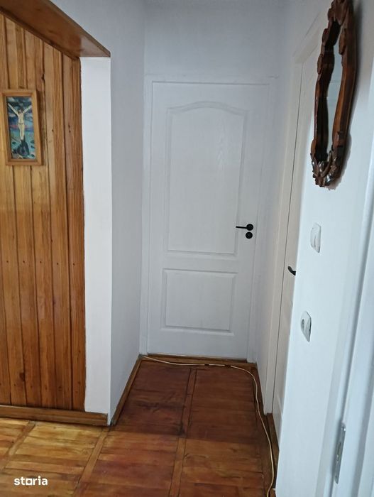 Închiriez ap.2 camere Stefan cel Mare,250 euro negociabil